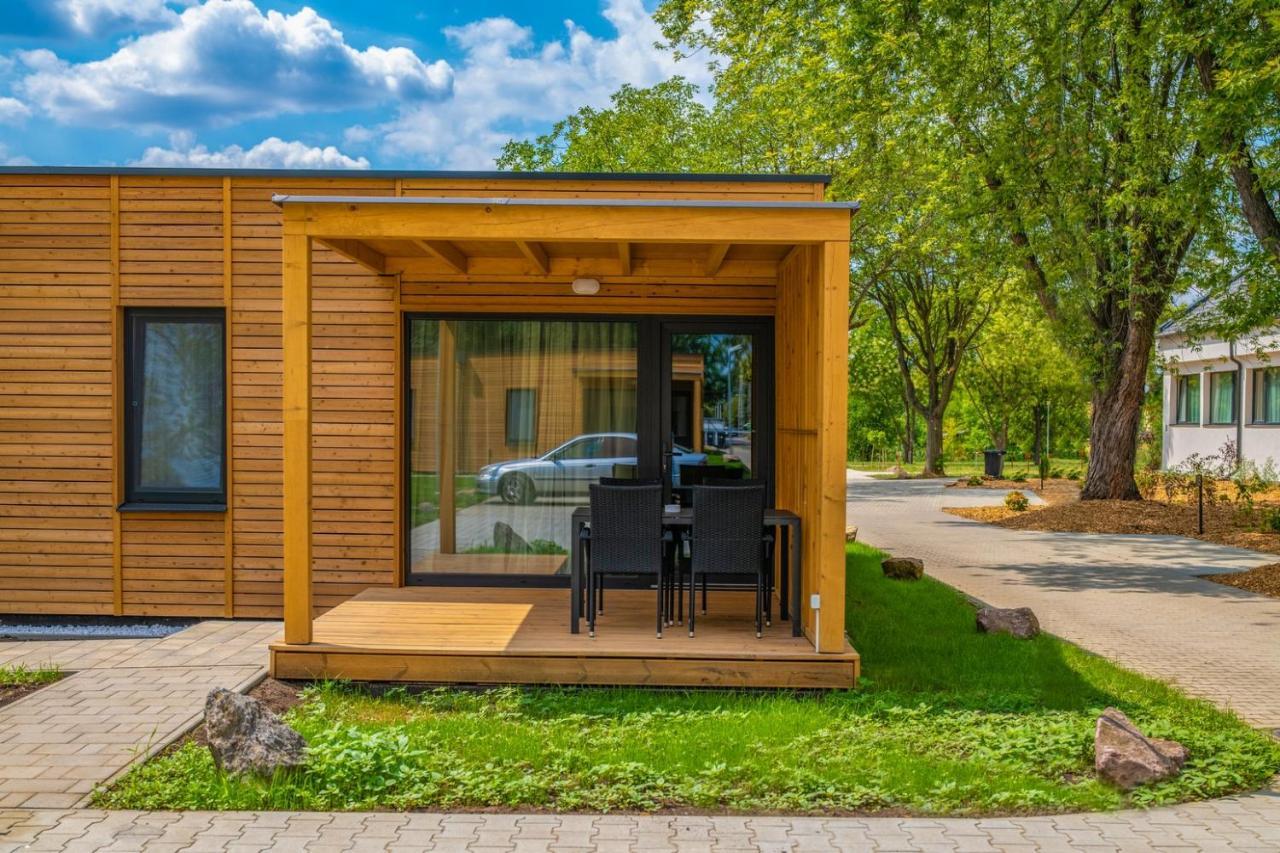 Zsory Liget Camping & Resort Mezőkövesd 外观 照片